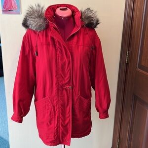 Fleet Street     NWOT Gorgeous red heavy weight    Stylish winter coat   Size SP